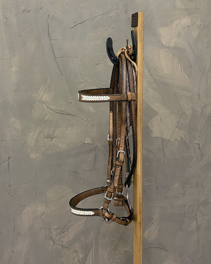 Apero de cabeza roseta al centro envejecido con blanco