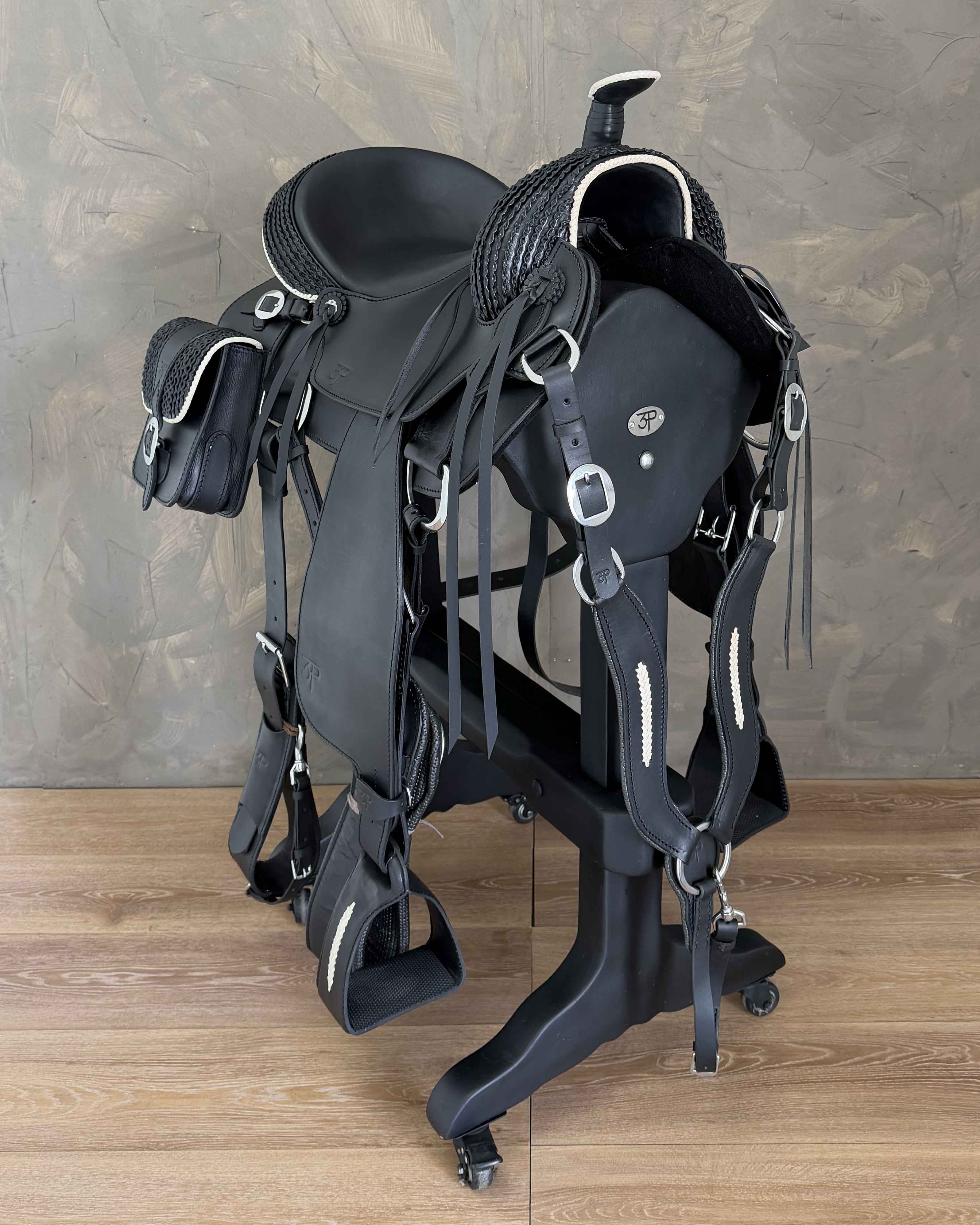 Silla Pellizcada 16" Negro con blanco 6137