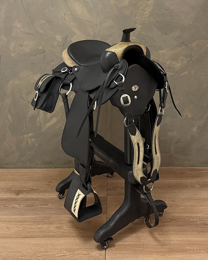 Silla Ponderosa con alforjas 16" negro 6235